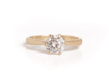 Elegance Defined: The Radiant Promise Ring