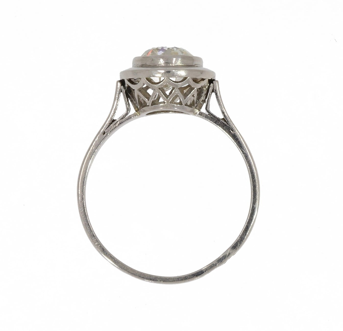 Timeless Beauty: The Platinum Diamond Engagement Ring