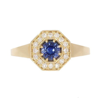 Exquisite Elegance: The Sapphire & Diamond Commitment Ring