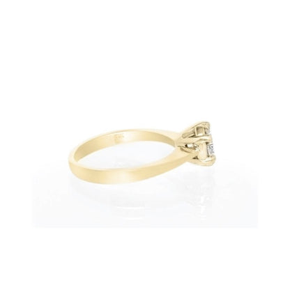 Majestic Embrace: Yellow Gold 1-Carat Diamond Engagement Ring